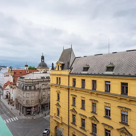 Apartament New Luxury Apt With Ac&parking In The Center Of *