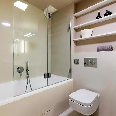 New Luxury Apt With Ac&parking In The Center Of Apartament *